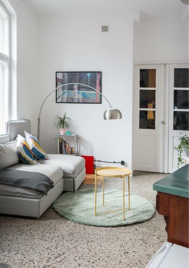 Loft Z Baldachimem Apartment Познан Екстериор снимка