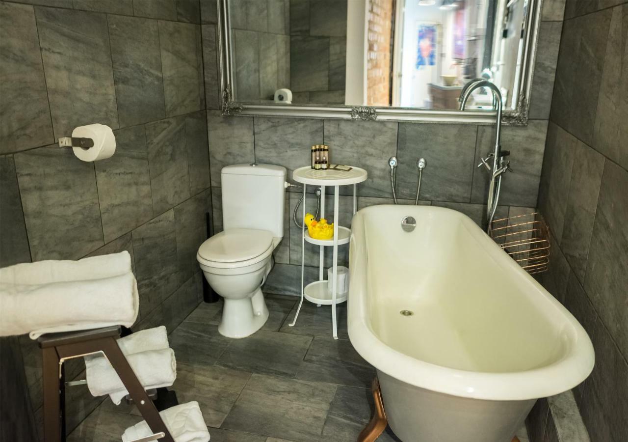Loft Z Baldachimem Apartment Познан Екстериор снимка